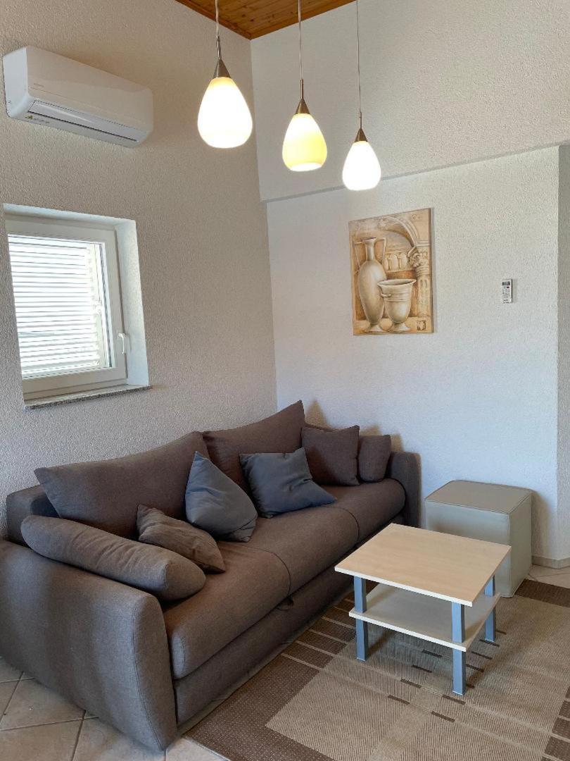 Apartment Gordana Vir Esterno foto
